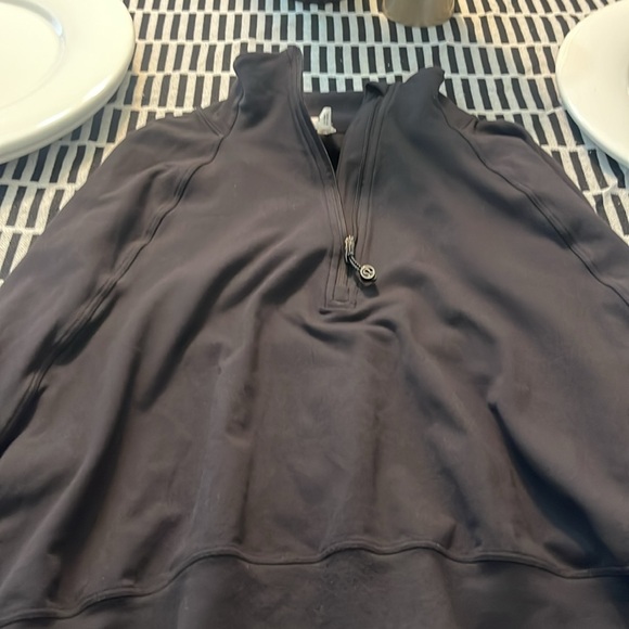 Lululemon cropped pull over - Picture 4 of 4